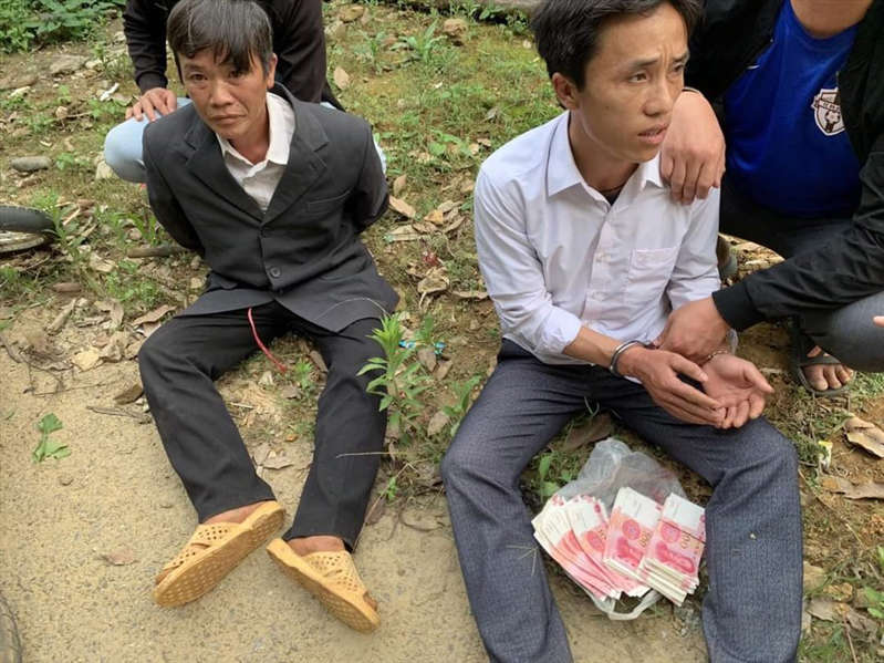 Lai Châu: Bắt quả tang 2 đối tượng tàng trữ và lưu hành tiền giả - Ảnh 1. Lai Châu: Bắt quả tang 2 đối tượng tàng trữ và lưu hành tiền giả - Ảnh 1.