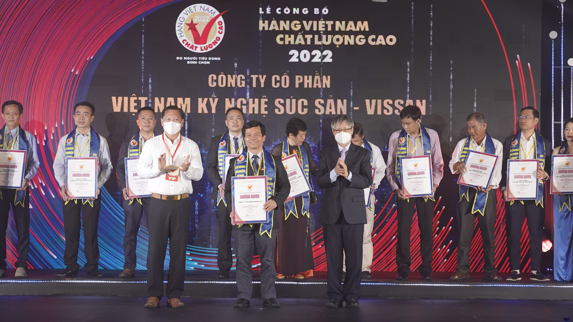 Hàng Việt cần được soi chiếu trong nỗ lực vươn tới đẳng cấp quốc tế - Ảnh 1.