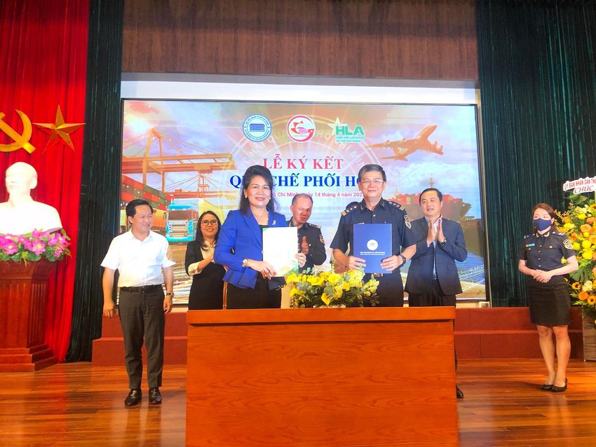 Đấu thầu mời gọi đầu tư vào 7 trung tâm logistics - Ảnh 2. Đấu thầu mời gọi đầu tư vào 7 trung tâm logistics - Ảnh 2.