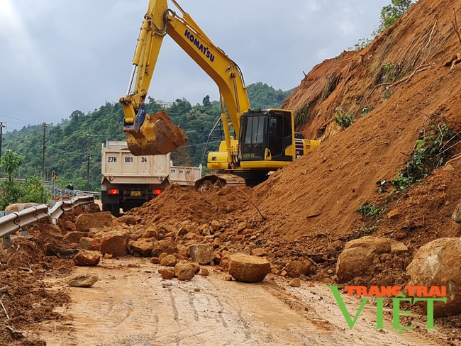 Điện Biên: Xóa điểm đen tai nạn giao thông trên các tuyến đường   - Ảnh 1.