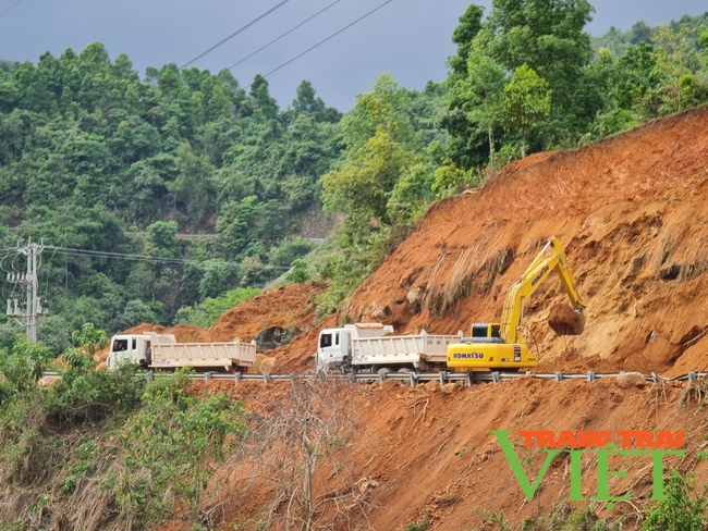 Điện Biên: Xóa điểm đen tai nạn giao thông trên các tuyến đường   - Ảnh 3.