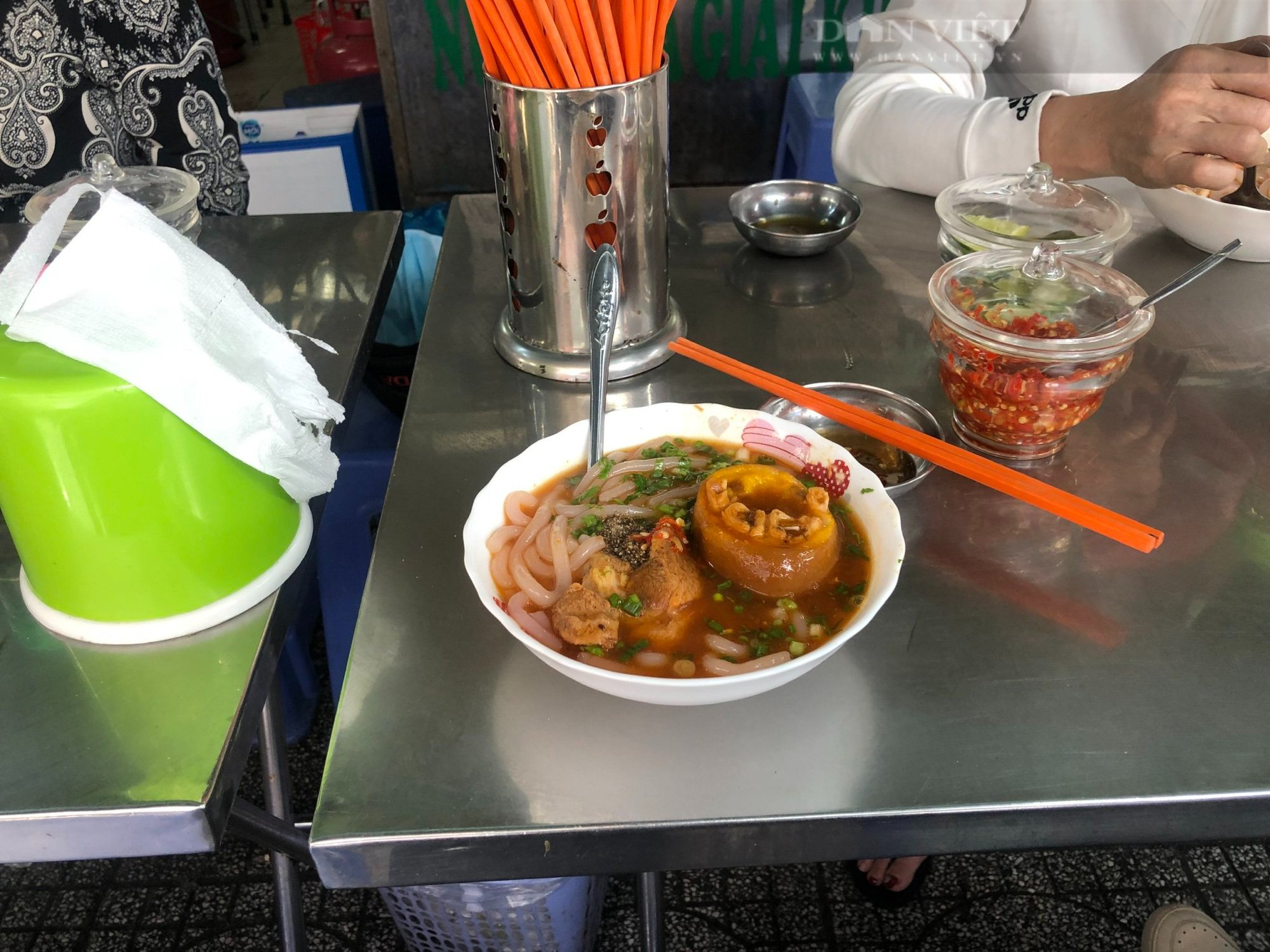 Còn đây là bánh canh cua