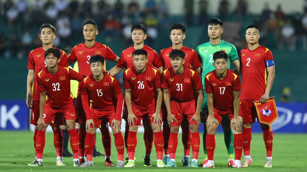U23 Việt Nam bất ngờ có đội hình B, do HLV Vũ Hồng Việt dẫn dắt - Ảnh 1.