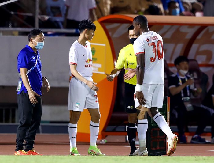Lê Hữu Phước: Sao trẻ 10X được HAGL trình làng tại AFC Champion League là ai? - Ảnh 2.
