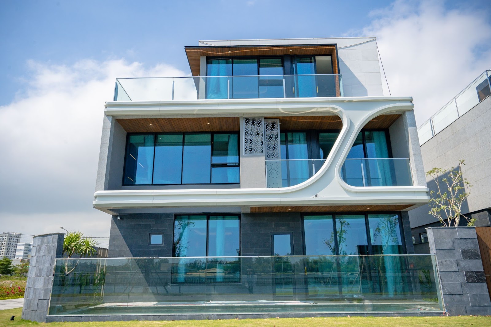 Thương hiệu Regal Homes lần đầu tiên ra mắt dòng sản phẩm căn hộ cao tầng tiêu chuẩn quốc tế - Ảnh 3. Thương hiệu Regal Homes lần đầu tiên ra mắt dòng sản phẩm căn hộ cao tầng tiêu chuẩn quốc tế - Ảnh 3.