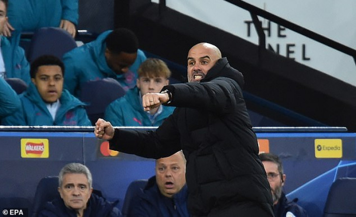 Vì sao HLV Guardiola lại nổi điên với các cầu thủ Man City? - Ảnh 3.