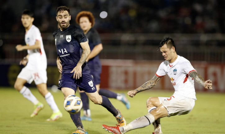 AFC vinh danh trung vệ HAGL bị HLV Park Hang-seo &quot;ghẻ lạnh&quot; - Ảnh 1.