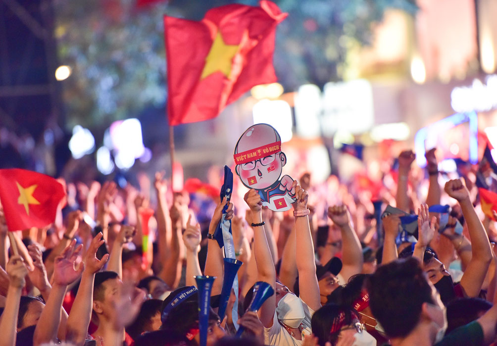 Vé trận chung kết U23 Việt Nam – U23 Thái Lan, chợ đen &quot;hét&quot; 22 triệu/cặp  - Ảnh 1.