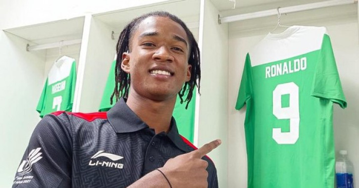 Ronaldo đến V.League thi đấu, tại sao không? - Ảnh 1.