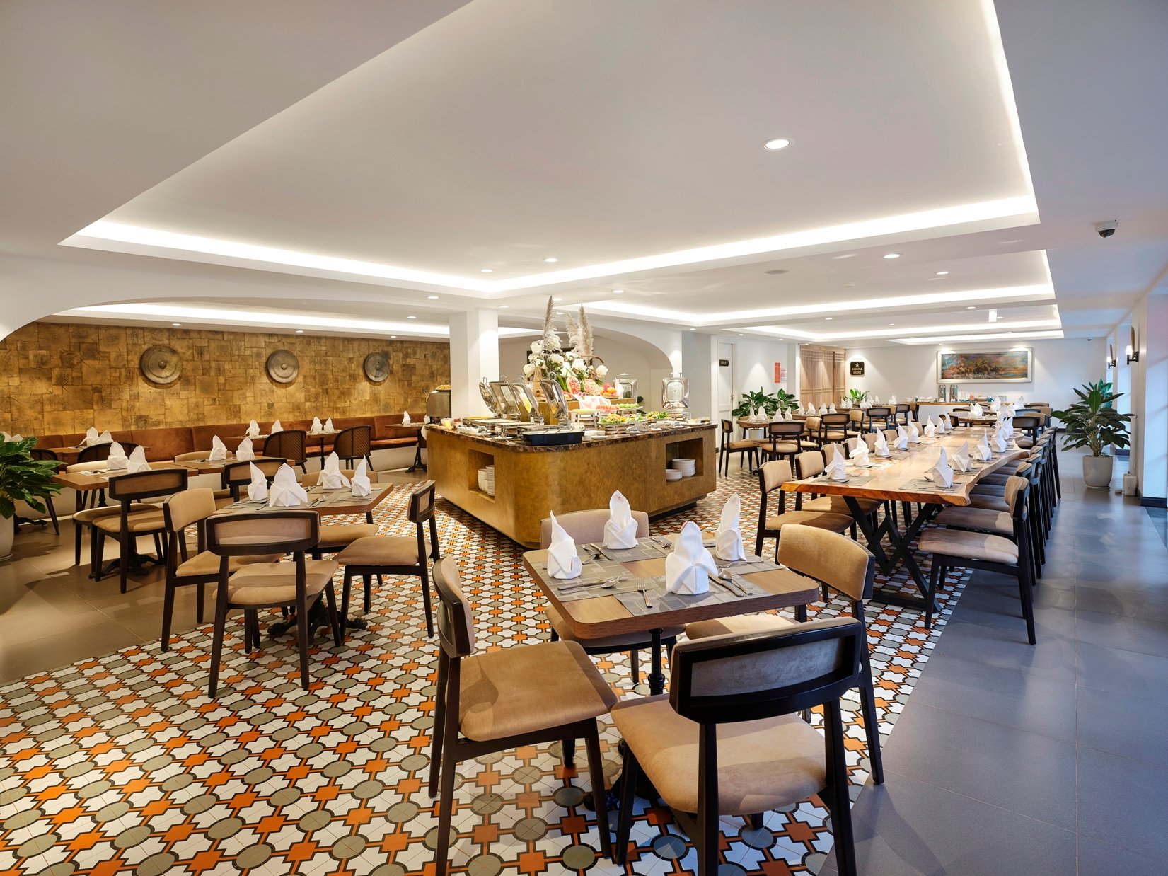 Khám phá chuỗi tiện ích độc đáo của khách sạn Măng Đen Golden Boutique Hotel - Ảnh 1.