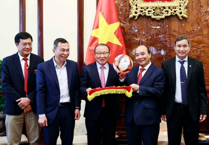 HLV Park Hang-seo nhờ Chủ tịch nước &quot;tác động&quot; để Hoàng Đức xuất ngoại - Ảnh 2.