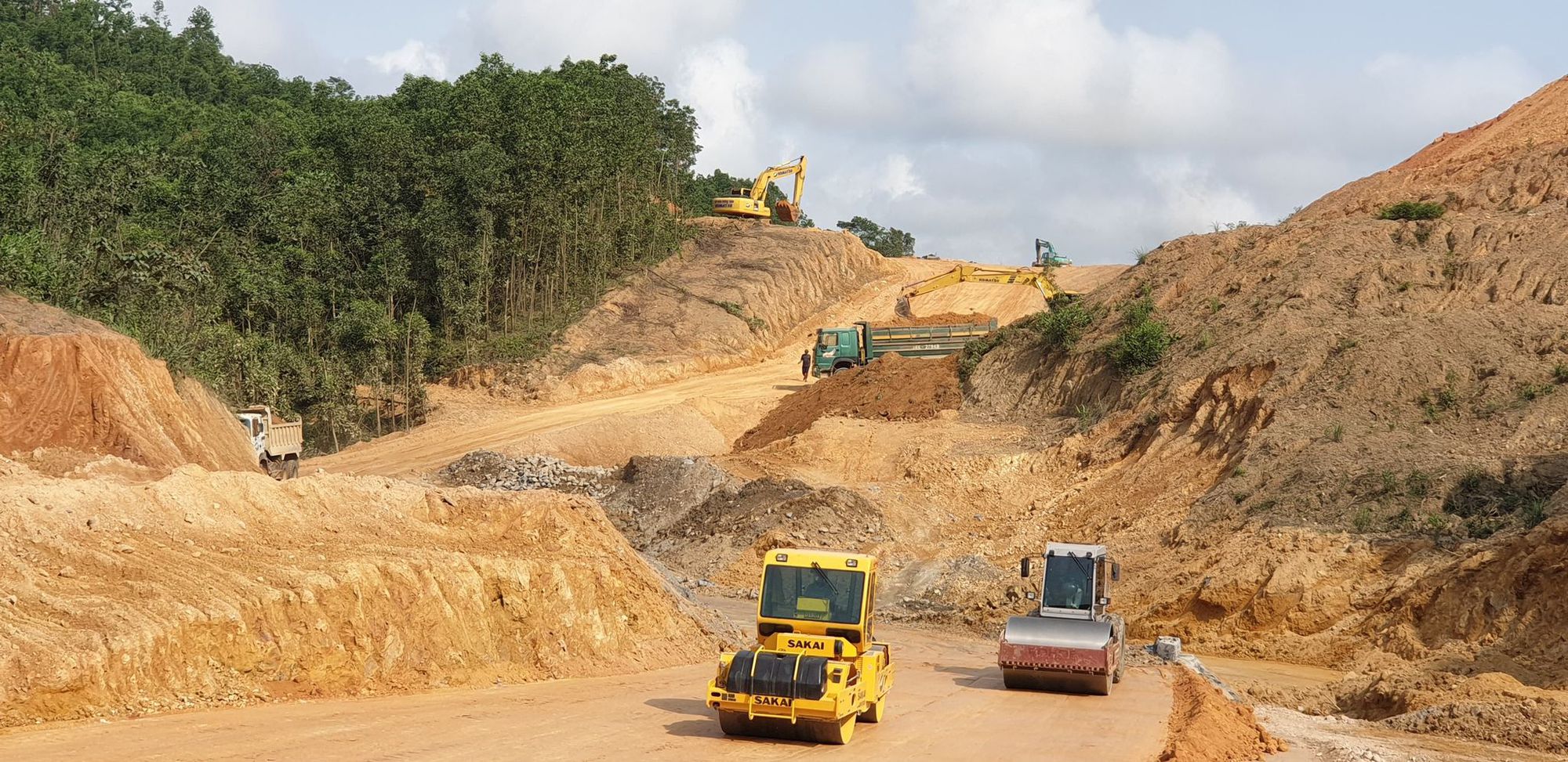 TT-Huế: Nhà thầu thi công cao tốc gây thiệt hại cho dân rồi né trách nhiệm  - Ảnh 1.