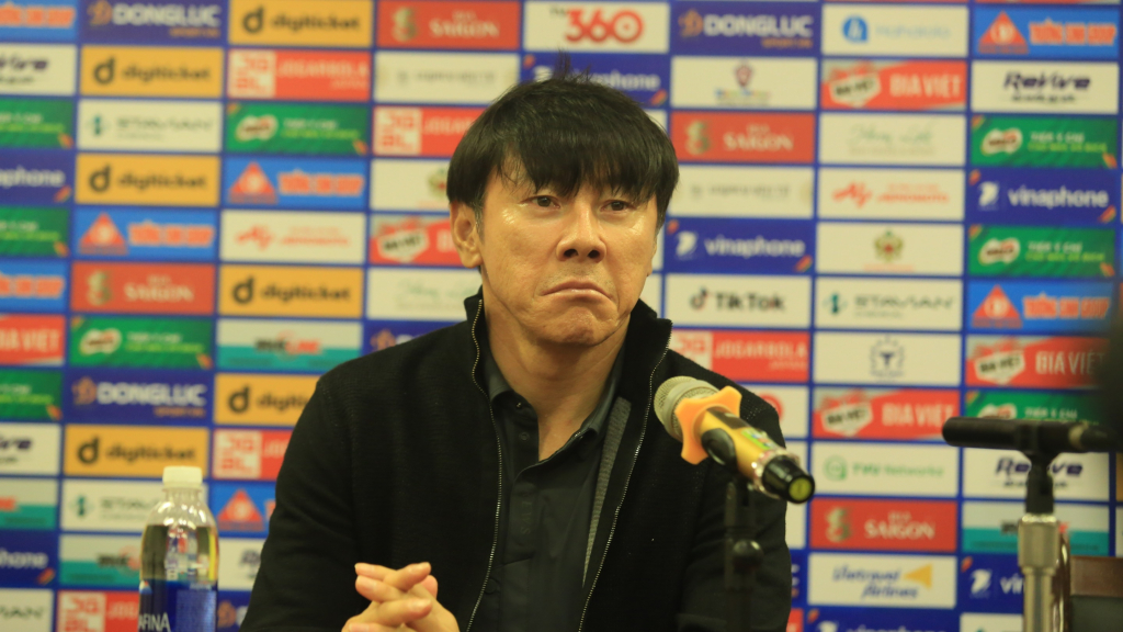 CĐV Phú Thọ an ủi U23 Indonesia bằng đặc sản… thịt chó! - Ảnh 1.