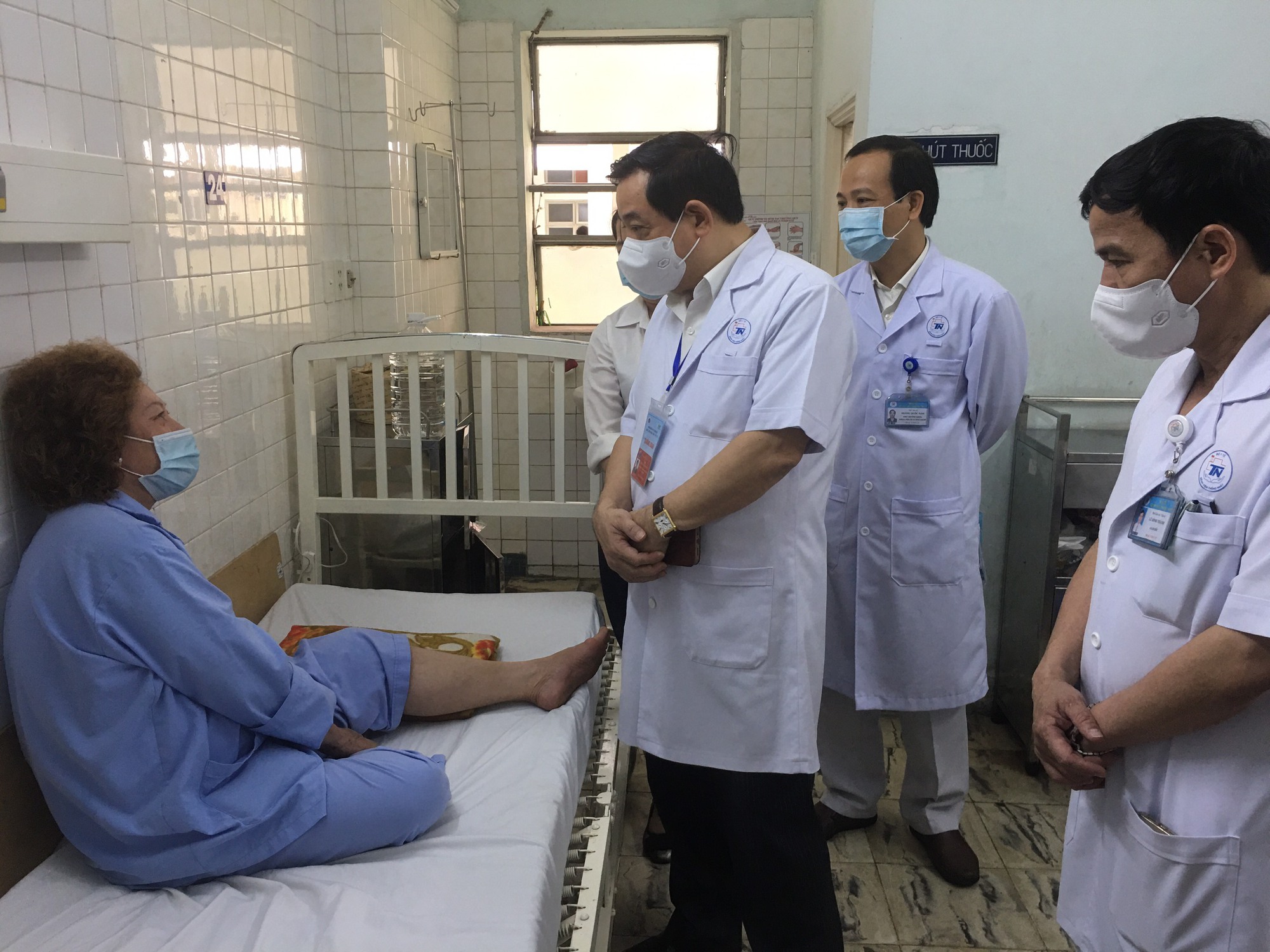 Những bệnh viện nào tại TP.HCM đứng cuối bảng đánh giá chất lượng? - Ảnh 1.