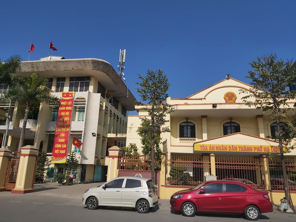 Đối tượng giật tài liệu trong phòng nữ Phó chánh án ở Quảng Ninh có thể bị xử lý thế nào? - Ảnh 1.