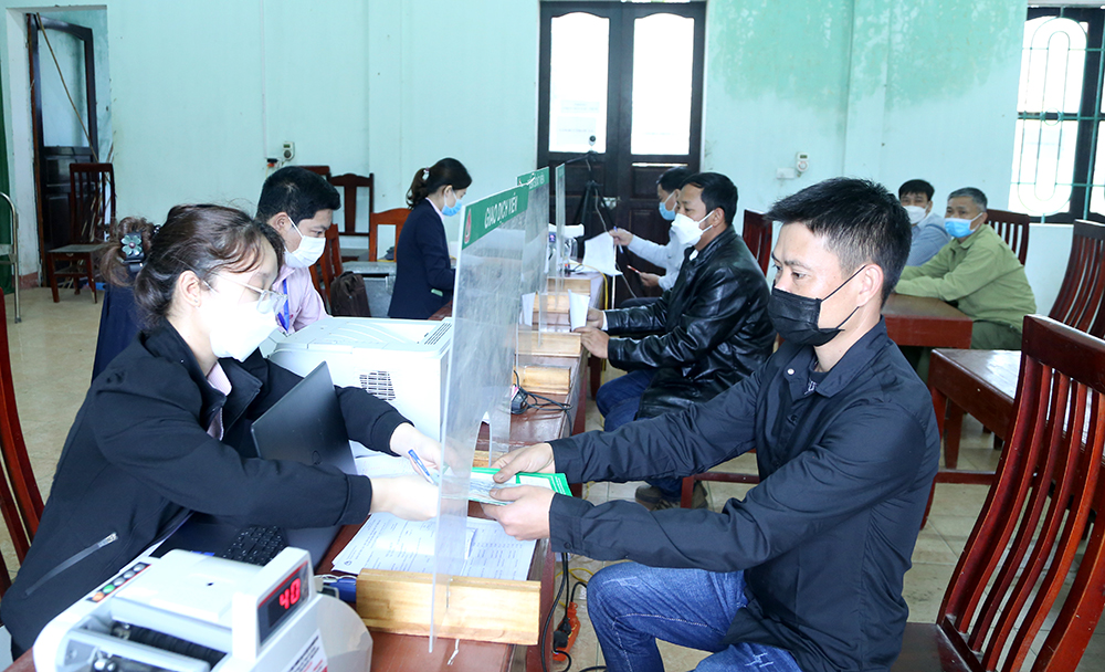 Tiếp sức nông dân đất Tổ giảm nghèo bền vững - Ảnh 1.