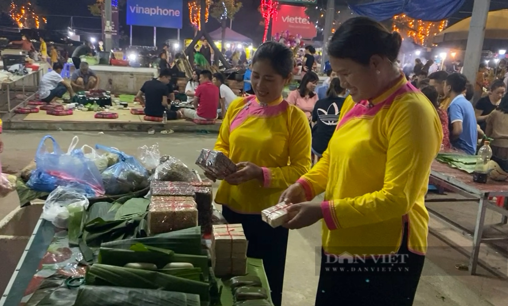 Đặc sắc Chợ đêm San Thàng – Thưởng thức món thắng cố ngựa, phở chua   - Ảnh 7.