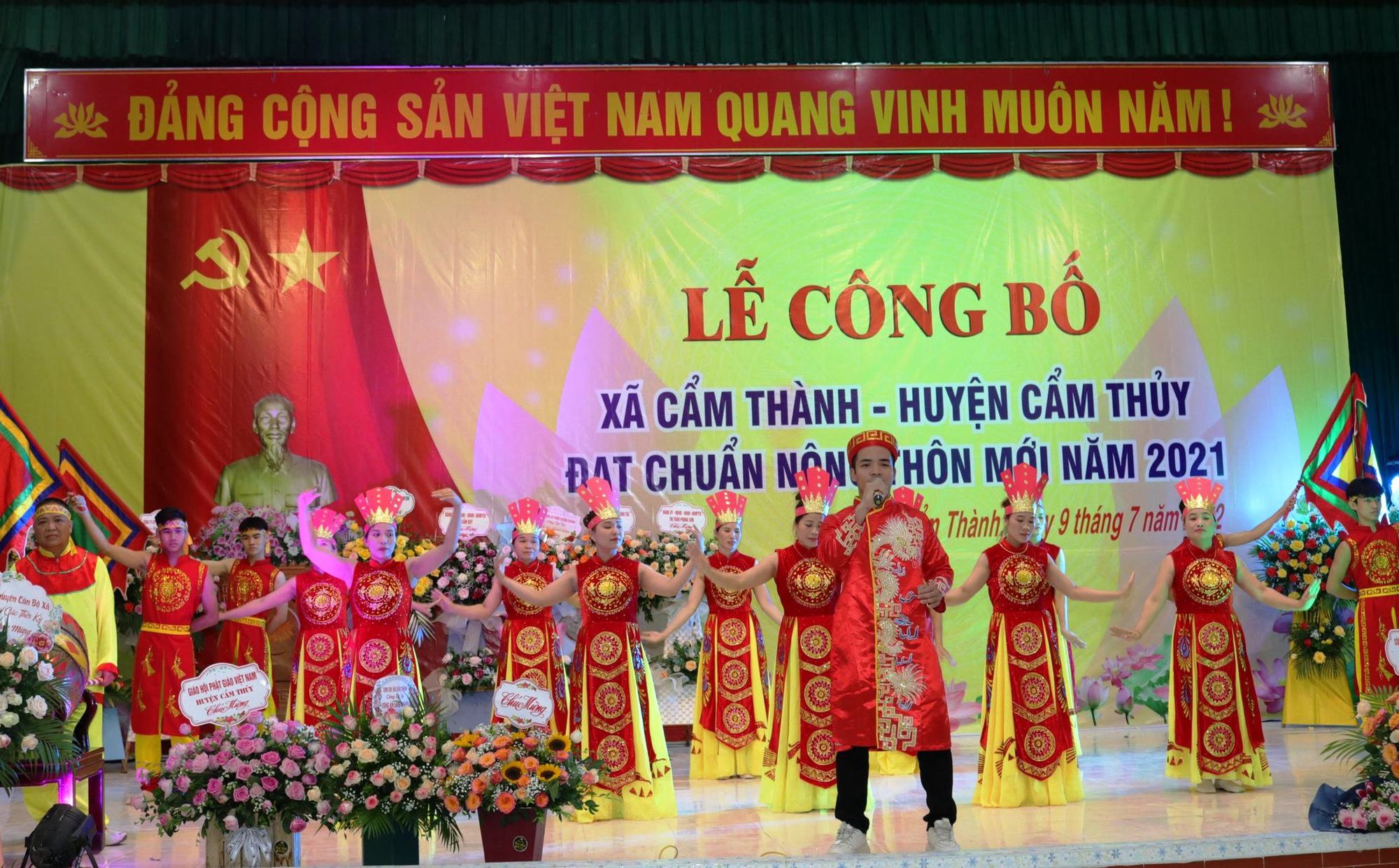 Cẩm Thủy – Thanh Hóa:  Cẩm Thành đạt chuẩn nông thôn mới - Ảnh 1.