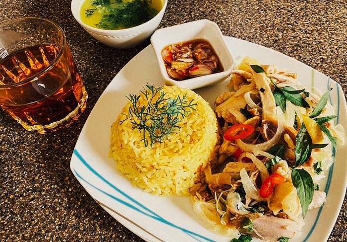 Đến chợ Hội An khám phá thiên đường ẩm thực - Ảnh 3.