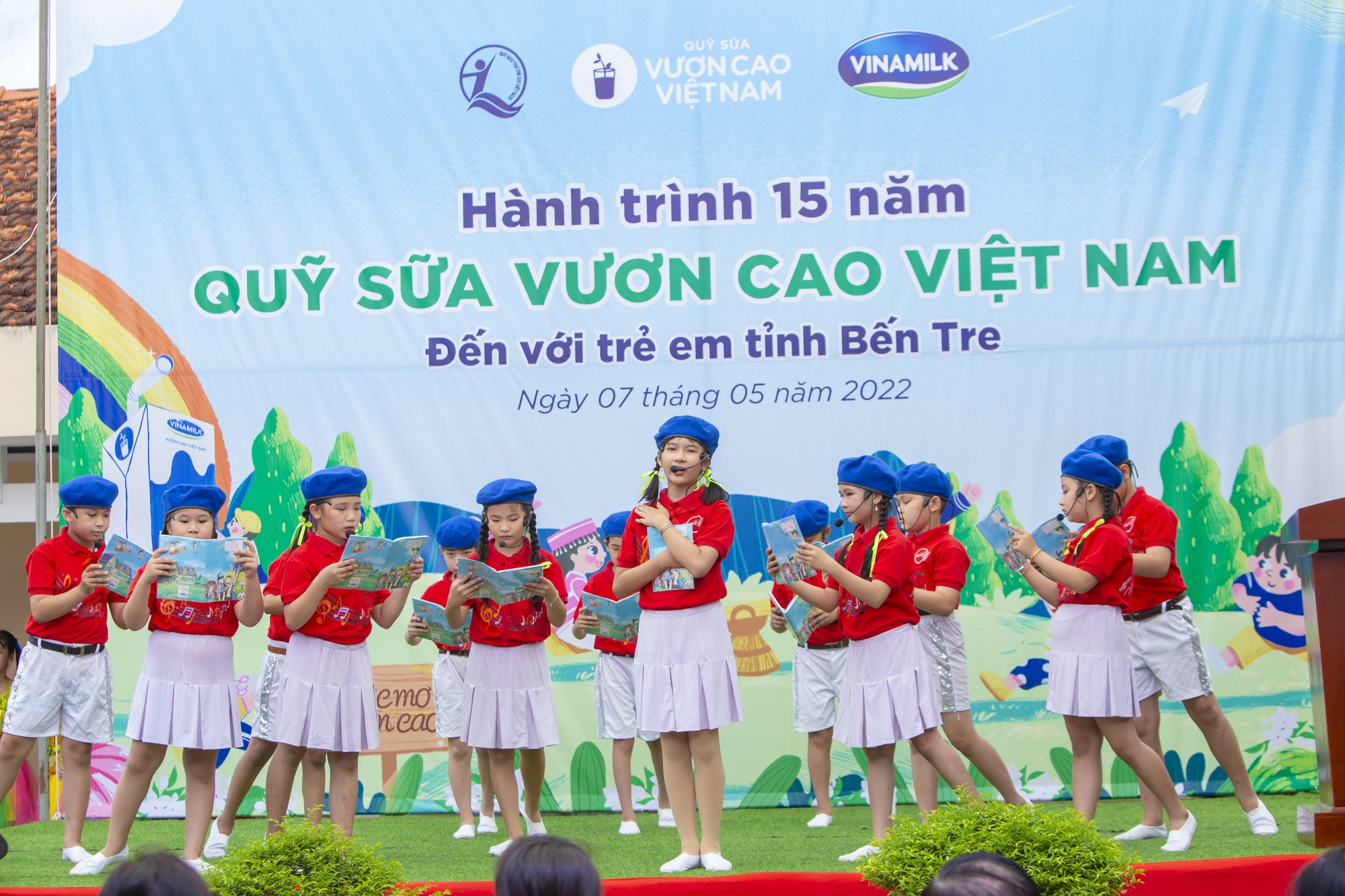 Vinamilk và Quỹ sữa Vươn cao Việt Nam tổ chức nhiều hoạt động đồng hành nhân dịp 15 thành lập - Ảnh 10.