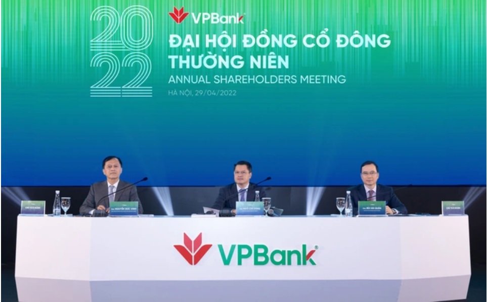 VPBank: Bắt đầu phát hành 30 triệu cổ phiếu cho chương trình ESOP - Ảnh 1. VPBank: Bắt đầu phát hành 30 triệu cổ phiếu cho chương trình ESOP - Ảnh 1.