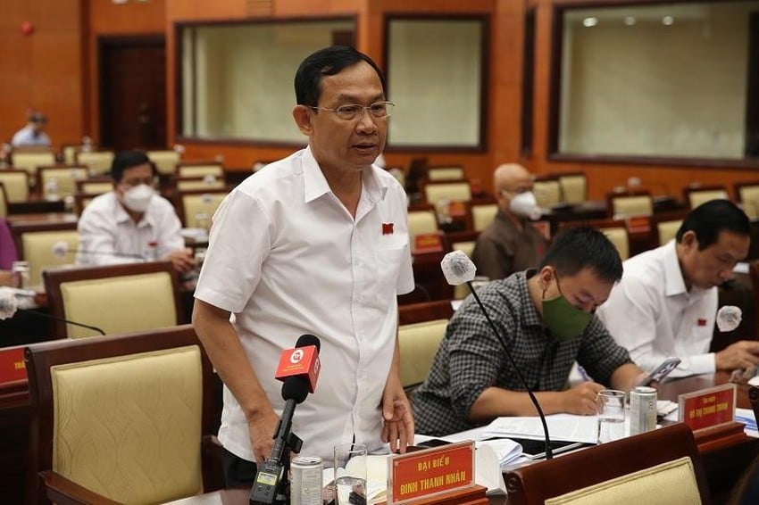 Công an TP.HCM không yêu cầu người dân chuyển tiền qua điện thoại - Ảnh 1.