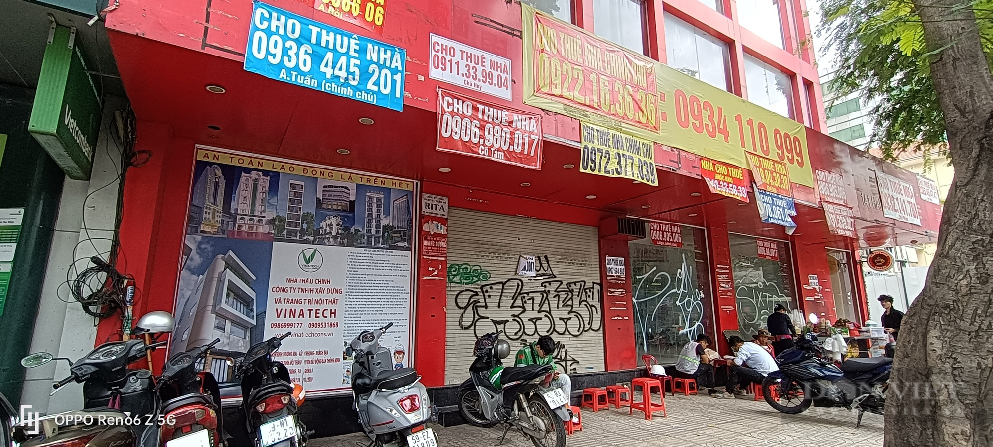 Chờ thị trường phục hồi, nhiều mặt bằng nội đô quyết không giảm giá - Ảnh 1.