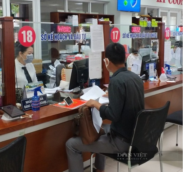 Đà Nẵng giảm hơn 500 vị trí lãnh đạo trong quản lý hành chính - Ảnh 1.