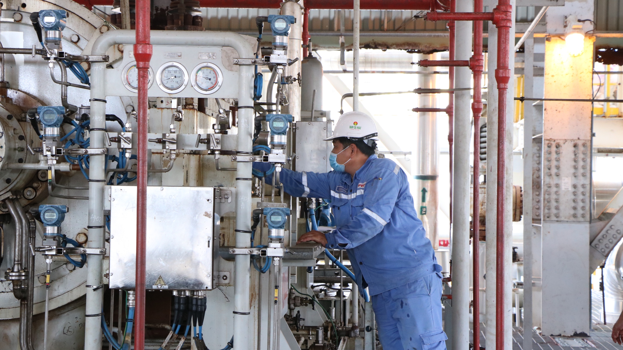 Nhà máy Đạm Cà Mau bảo dưỡng tổng thể năm 2022 với số lượng hạng mục lớn nhất - Ảnh 4.