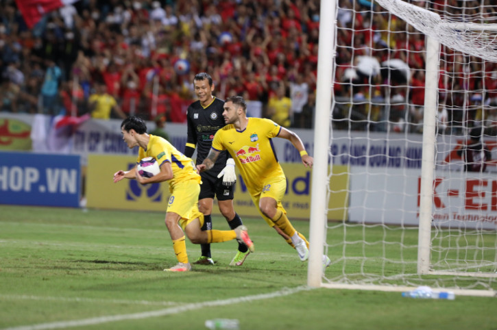 Hé lộ nguyên nhân khiến HAGL bất ngờ hụt hơi trong cuộc đua vô địch V.League 2022 - Ảnh 1.