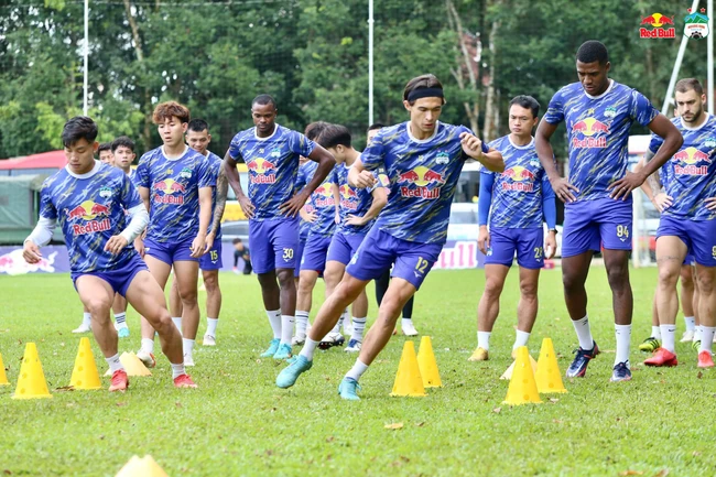 Xếp hạng chiều cao trung bình các CLB tại V.League 2022: HAGL thứ 4, đội nào số 1? - Ảnh 2.