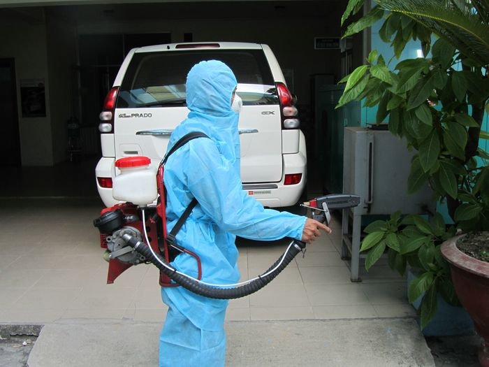 Nhiều cán bộ, nhân viên y tế xin nghỉ việc, Đà Nẵng đề xuất hỗ trợ thêm tiền, cử đi học chuyên khoa - Ảnh 2.