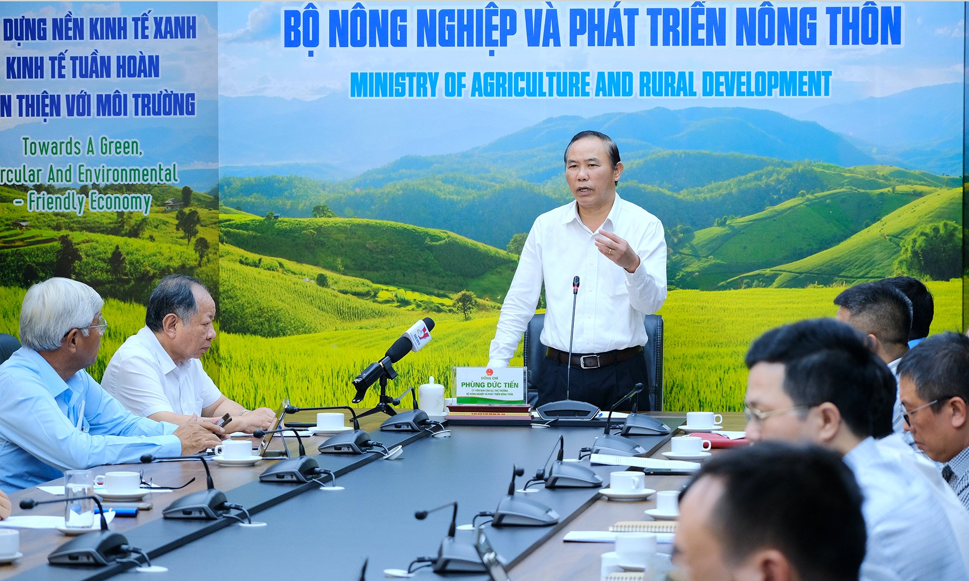 Liên kết 9 hiệp hội để nâng tầm ngành thủy sản - Ảnh 1.