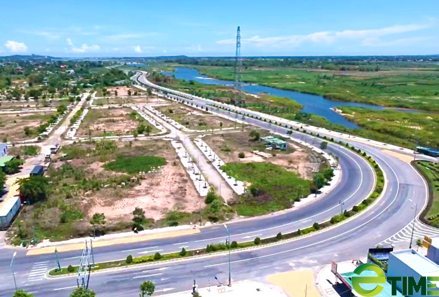 Quảng Ngãi: Yêu cầu Sở TNMT giải trình việc chậm thủ tục đưa dự án KDC Mỹ Trà – Mỹ Khê đấu giá - Ảnh 5. Quảng Ngãi: Yêu cầu Sở TNMT giải trình việc chậm thủ tục đưa dự án KDC Mỹ Trà – Mỹ Khê đấu giá - Ảnh 5.