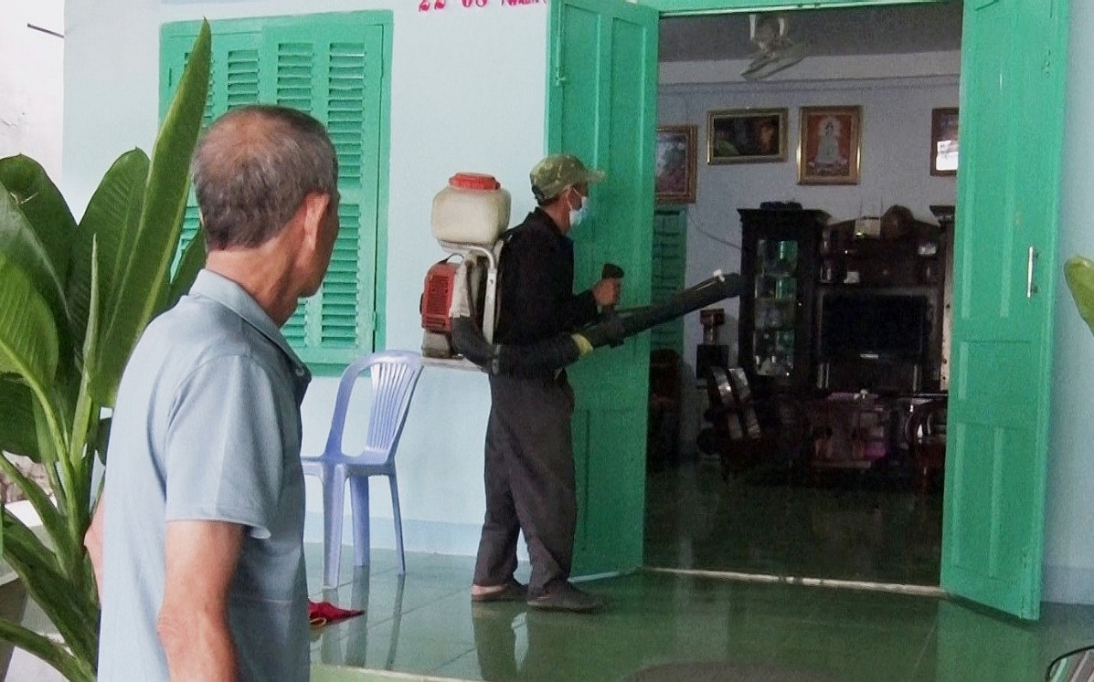 Ninh Thuận: Xuất hiện nhiều ổ dịch sốt xuất huyết, số ca mắc tăng gần gấp 5 lần  - Ảnh 4.