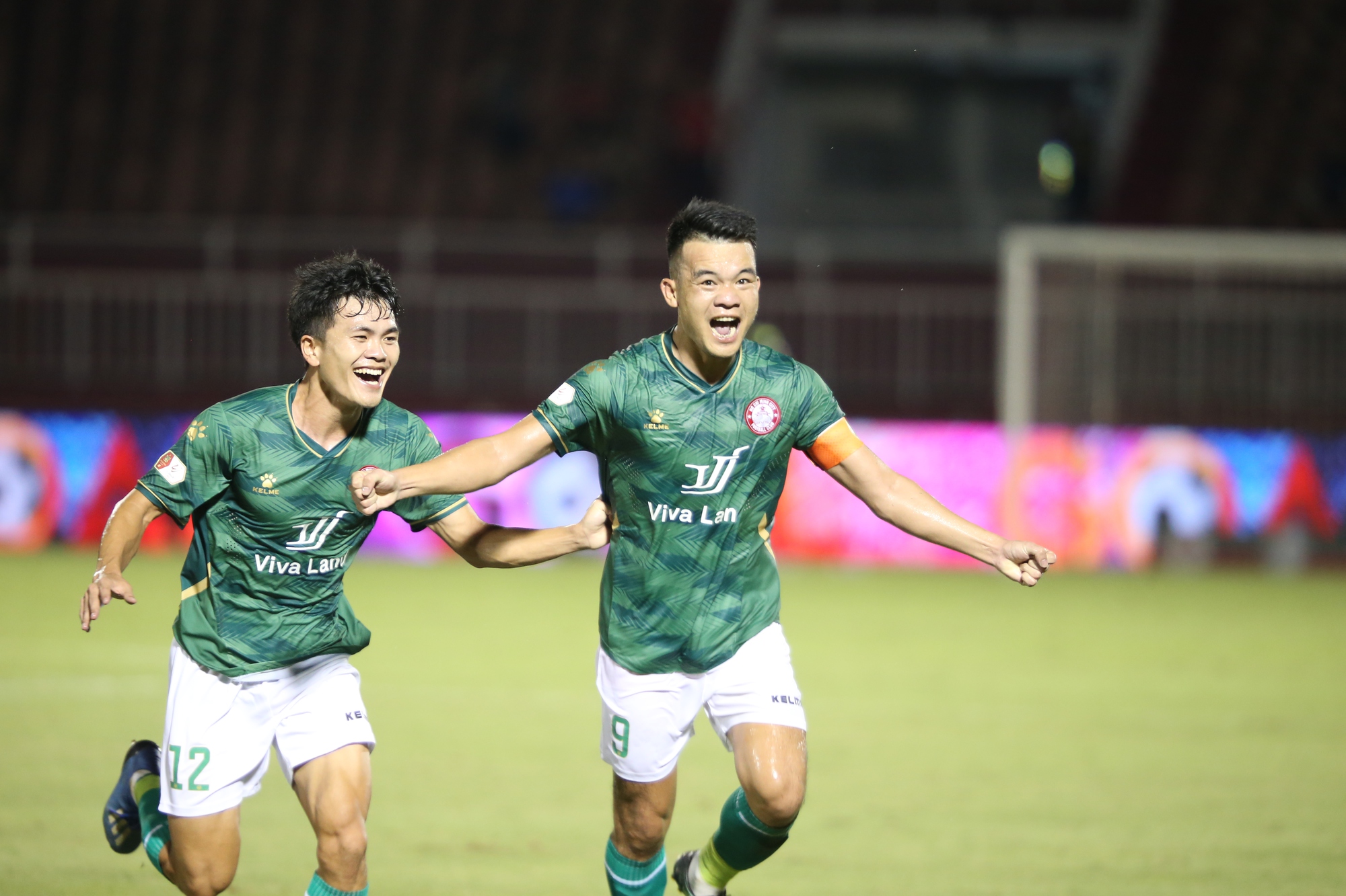 CLB TP.HCM - Nam Định (19h15): Màn đấu trí của hai tân HLV - Ảnh 1.