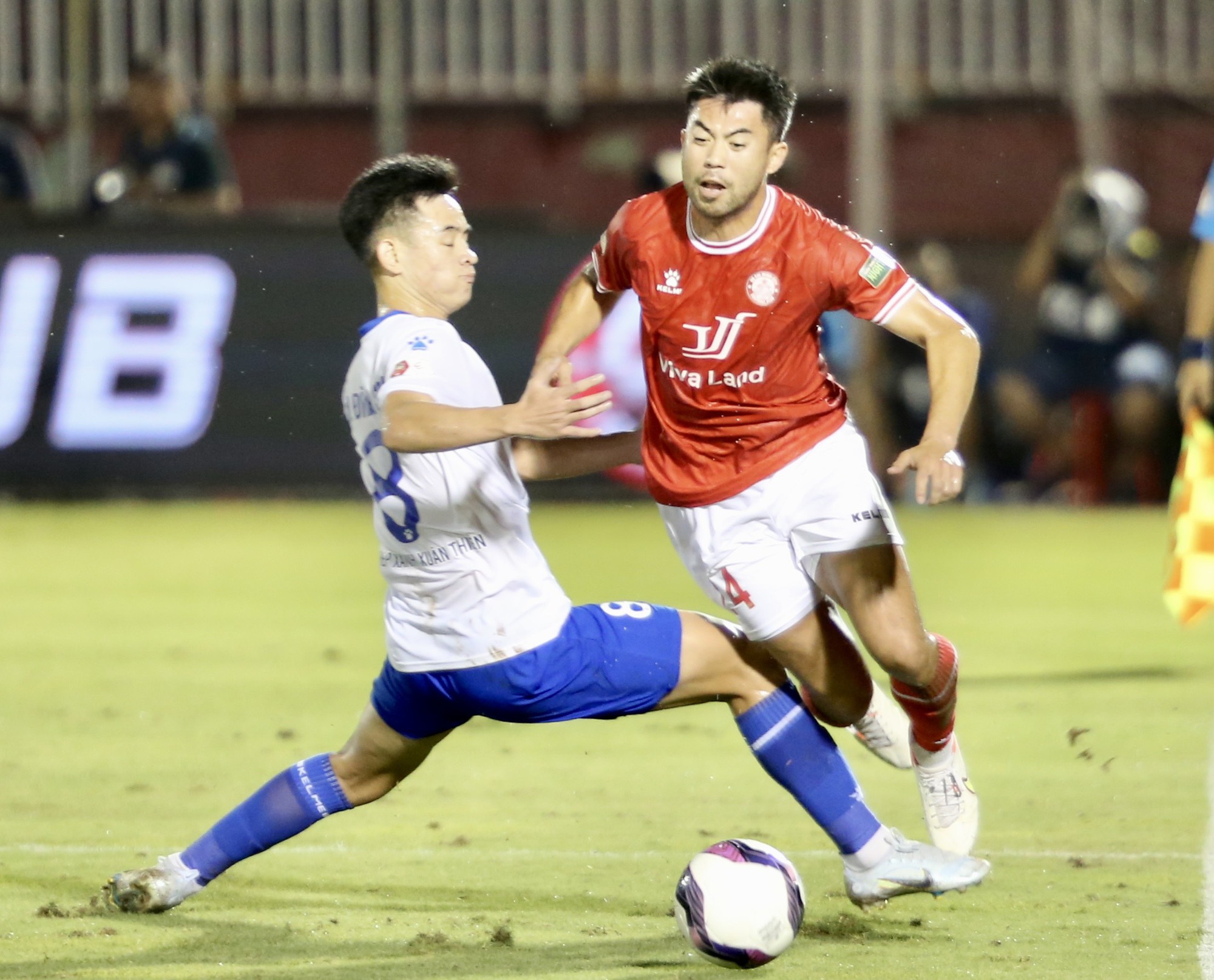 HLV Trương Việt Hoàng: &quot;Lee Nguyễn không phải điểm yếu của TP.HCM&quot; - Ảnh 2.