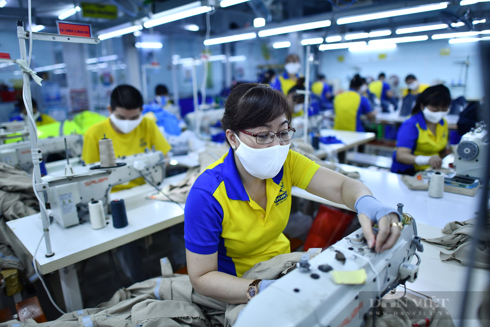 Khó khăn “bủa vây” ngành dệt may những tháng cuối năm - Ảnh 2.