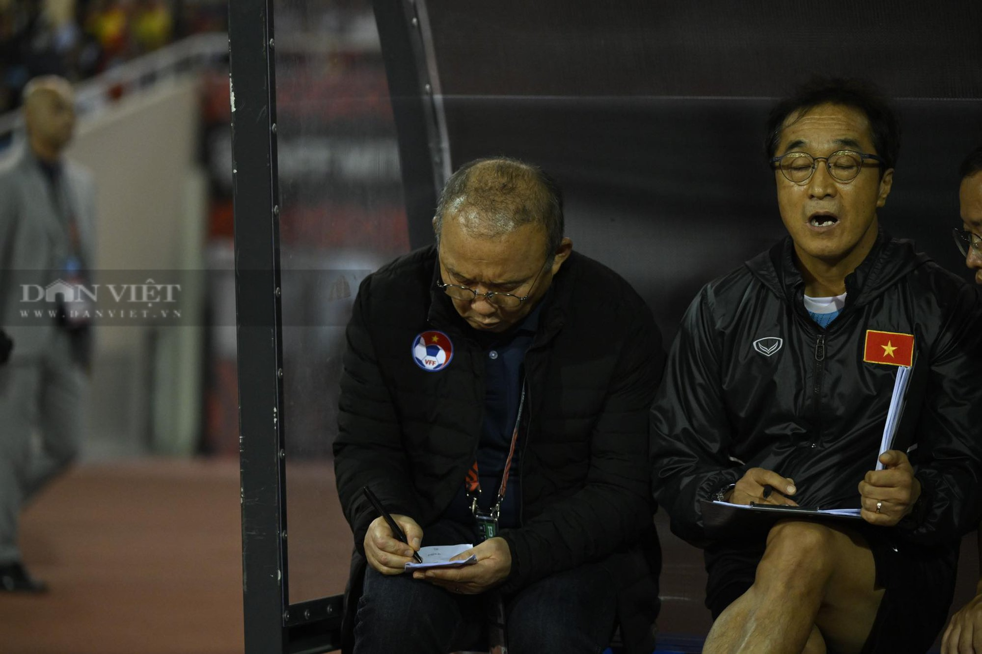 Vũ Văn Thanh &quot;nã đại bác&quot;, níu kéo hy vọng cho ĐT Việt Nam - Ảnh 9.