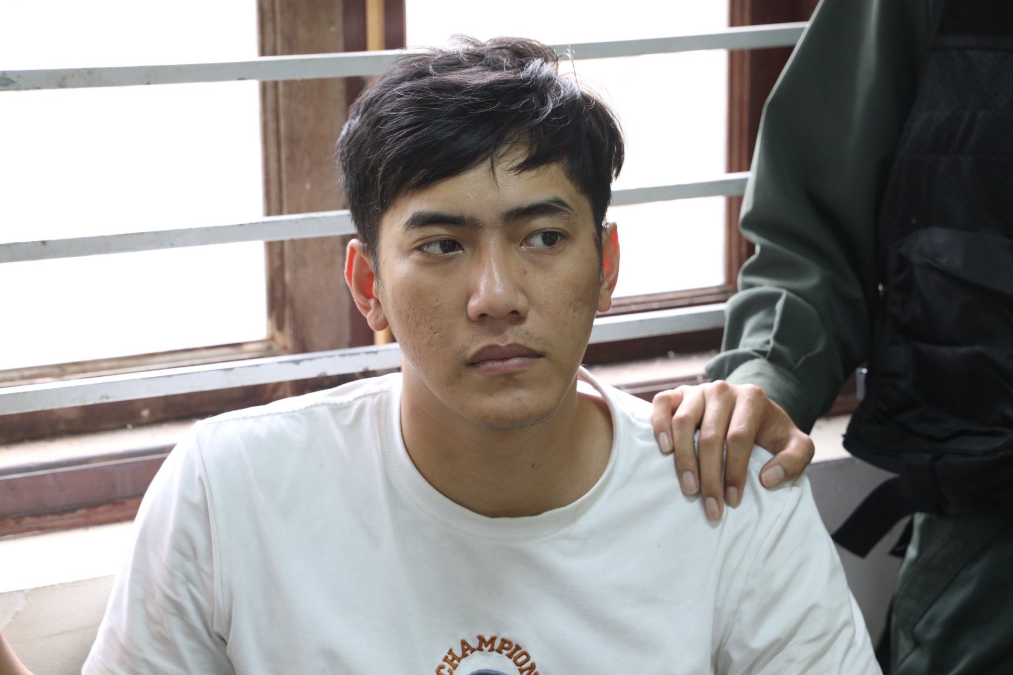 Bộ Công an khen Công an Tây Ninh phá đường dây vận chuyển ma túy khủng, thủ theo súng - Ảnh 1.