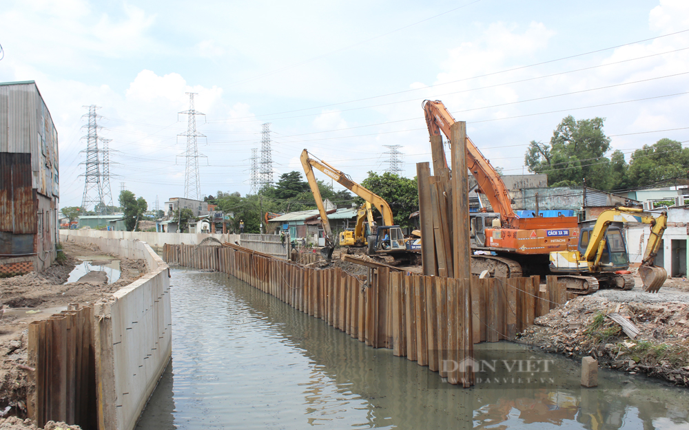 TP.Thuận An  bố trí vốn đảm bảo từng bước giải quyết tình trạng ngập úng trên địa bàn. Ảnh: Trần Khánh