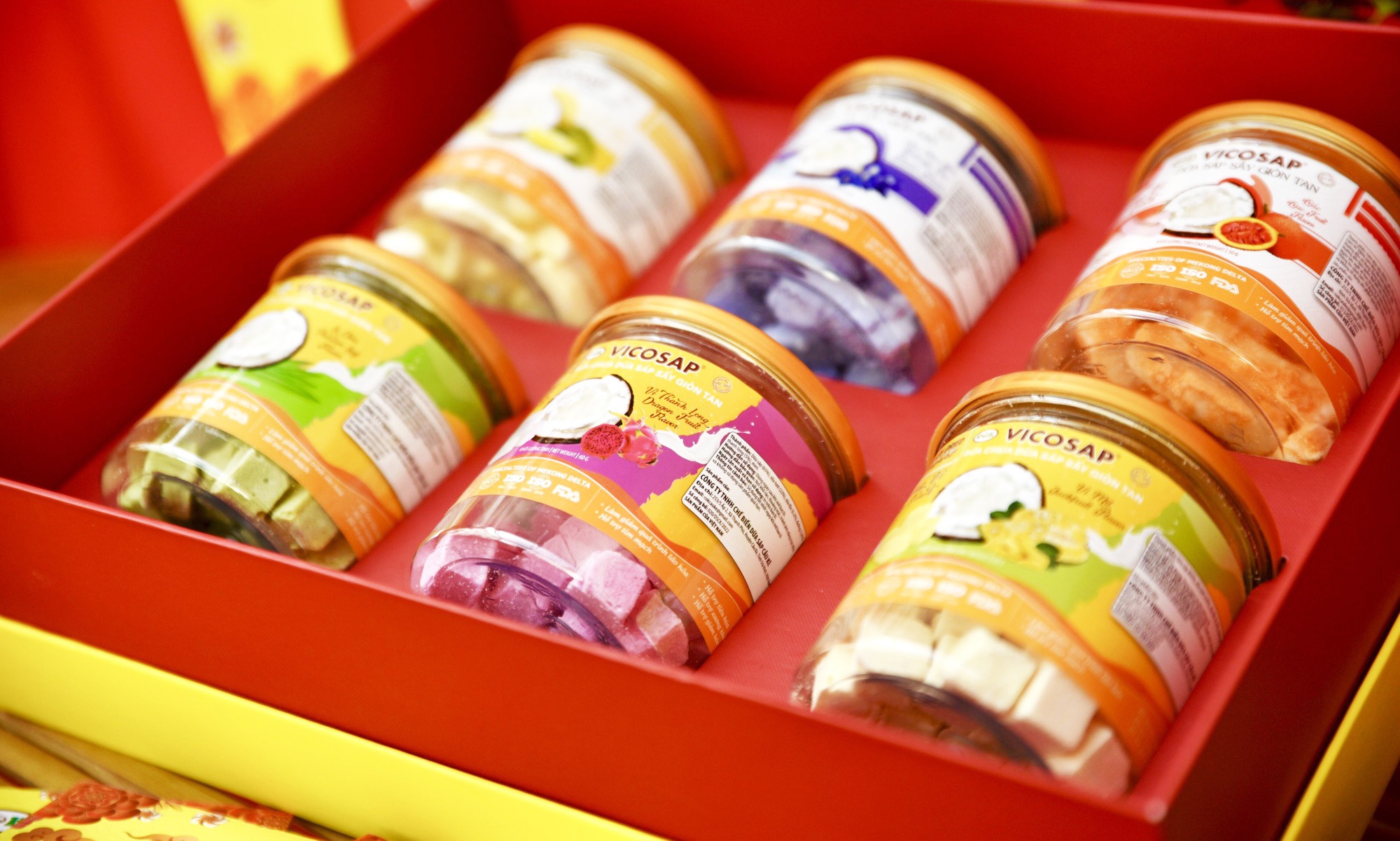 Chế biến dừa sáp thành 8 sản phẩm OCOP 4 sao, chàng trai đưa đặc sản Trà Vinh vươn ra thế giới - Ảnh 3.