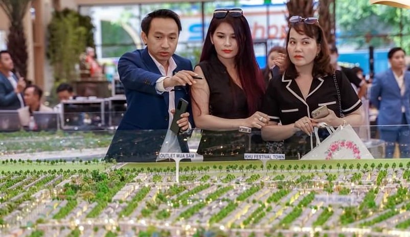 Thiếu hụt nguồn cung, thị trường bất động sản dịp cận Tết trầm lắng - Ảnh 1.