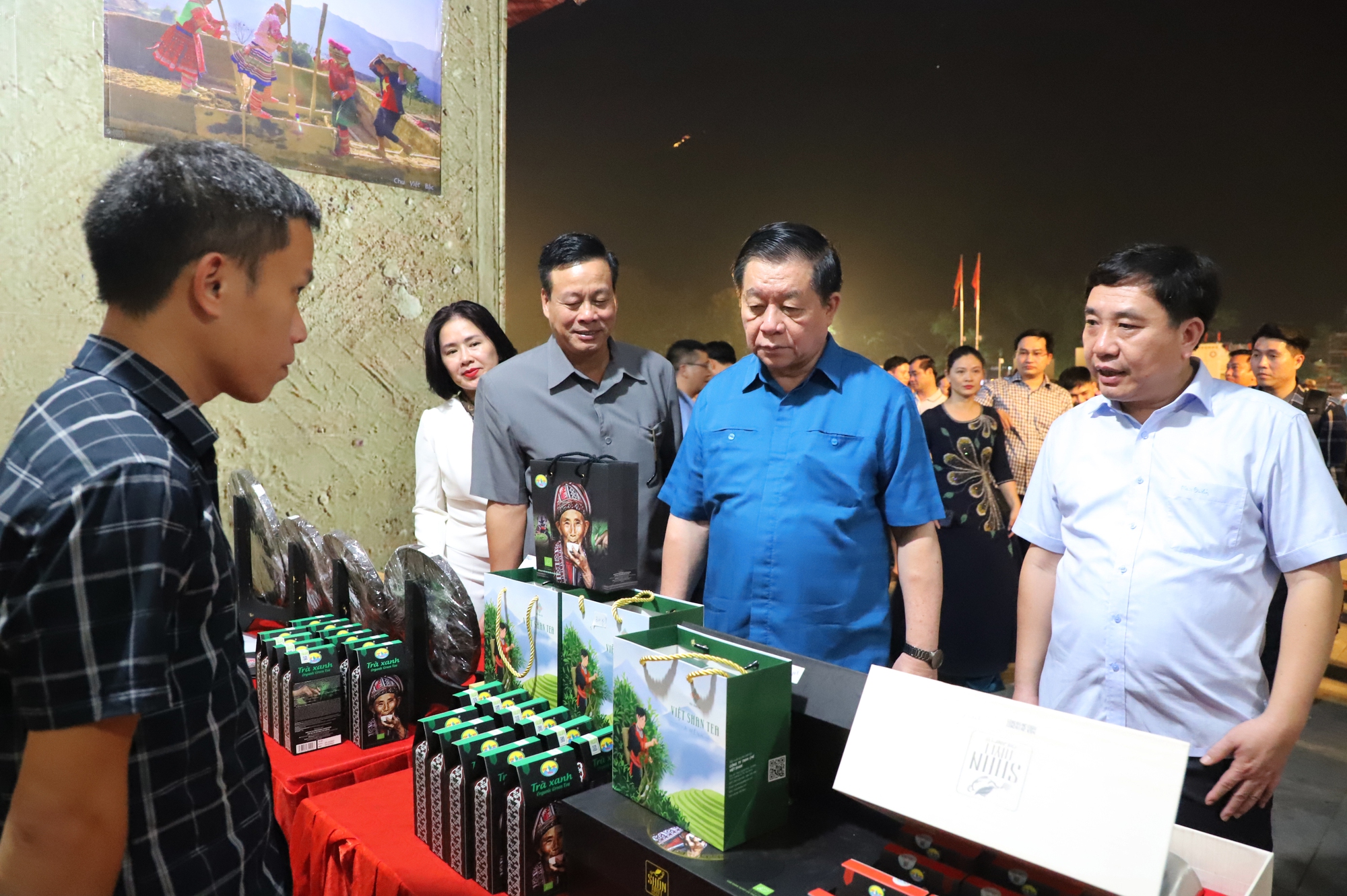 Hà Giang: Khai mạc không gian hàng trưng bày sản phẩm tiêu biểu vùng Đông Bắc - Ảnh 5.