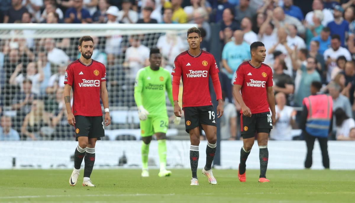 &quot;Man United cần giải quyết bài toán tâm lý để vượt qua  khủng hoảng&quot; - Ảnh 2.