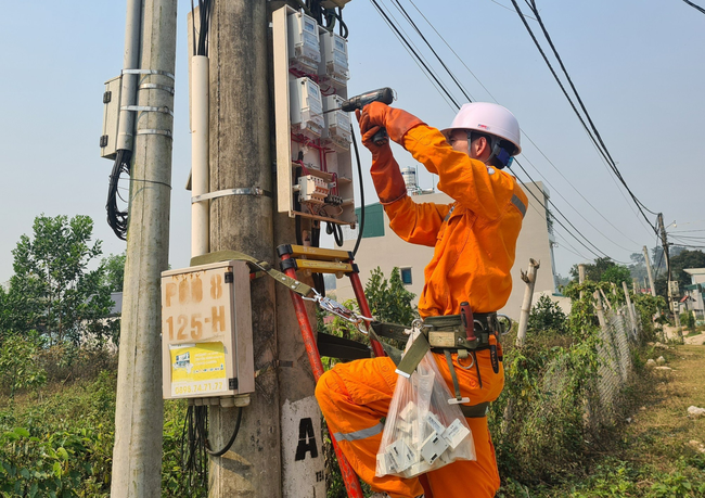 Công ty Điện lực Điện Biên: Thực hiện thay đổi lịch ghi chỉ số công tơ mua bán điện   - Ảnh 3.