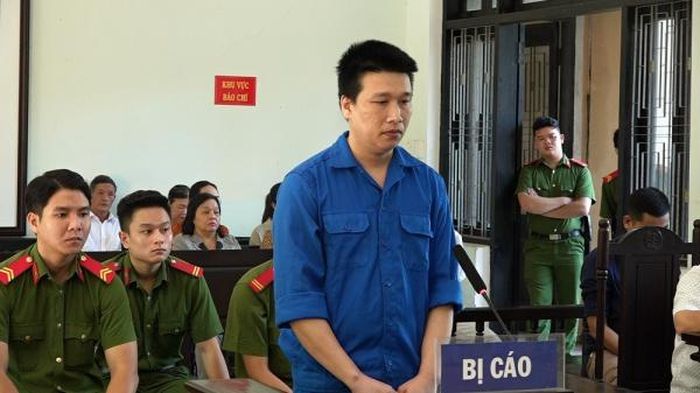 Thừa Thiên Huế: Nam nhân viên tham ô tiền tỷ để tiêu xài cá nhân  - Ảnh 1.