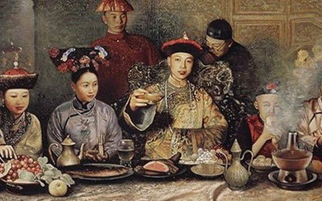 Hoàng đế thừa thãi đồ ăn, thái giám cung nữ có được “hưởng sái“? - Ảnh 3.
