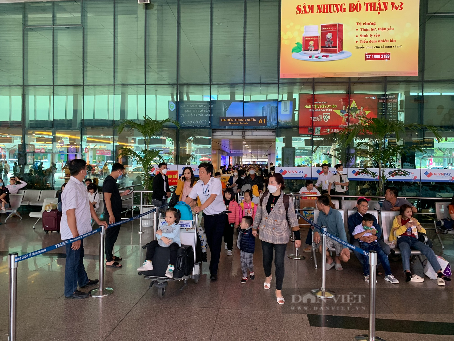Một hãng hàng không bị phong toả tài khoản mở tại 3 ngân hàng - Ảnh 1.