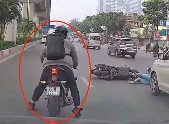 Nam thanh niên đi xe phân khối lớn gây tai nạn rồi bỏ chạy có thể bị xử lý thế nào? - Ảnh 1.